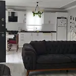Deluxe Panorama 61 *